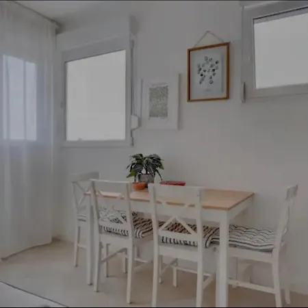Lägenhet New With Sea View