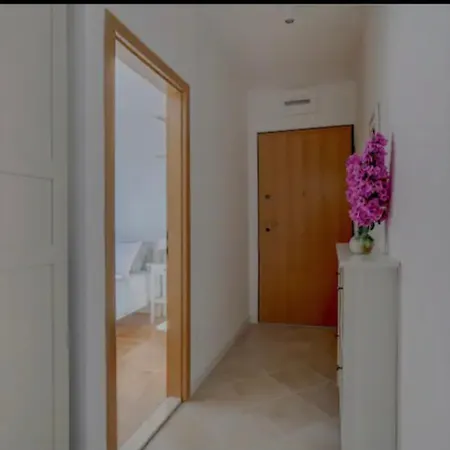 New With Sea View Apartment *